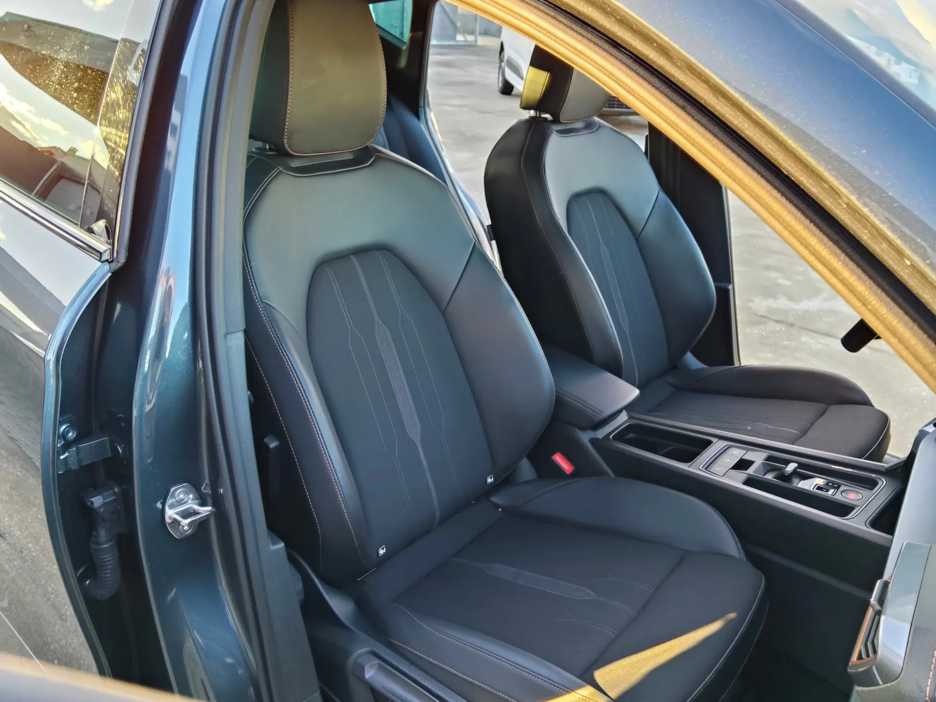 Cupra Formentor 1.4 e-Hybrid Sport DSG 23