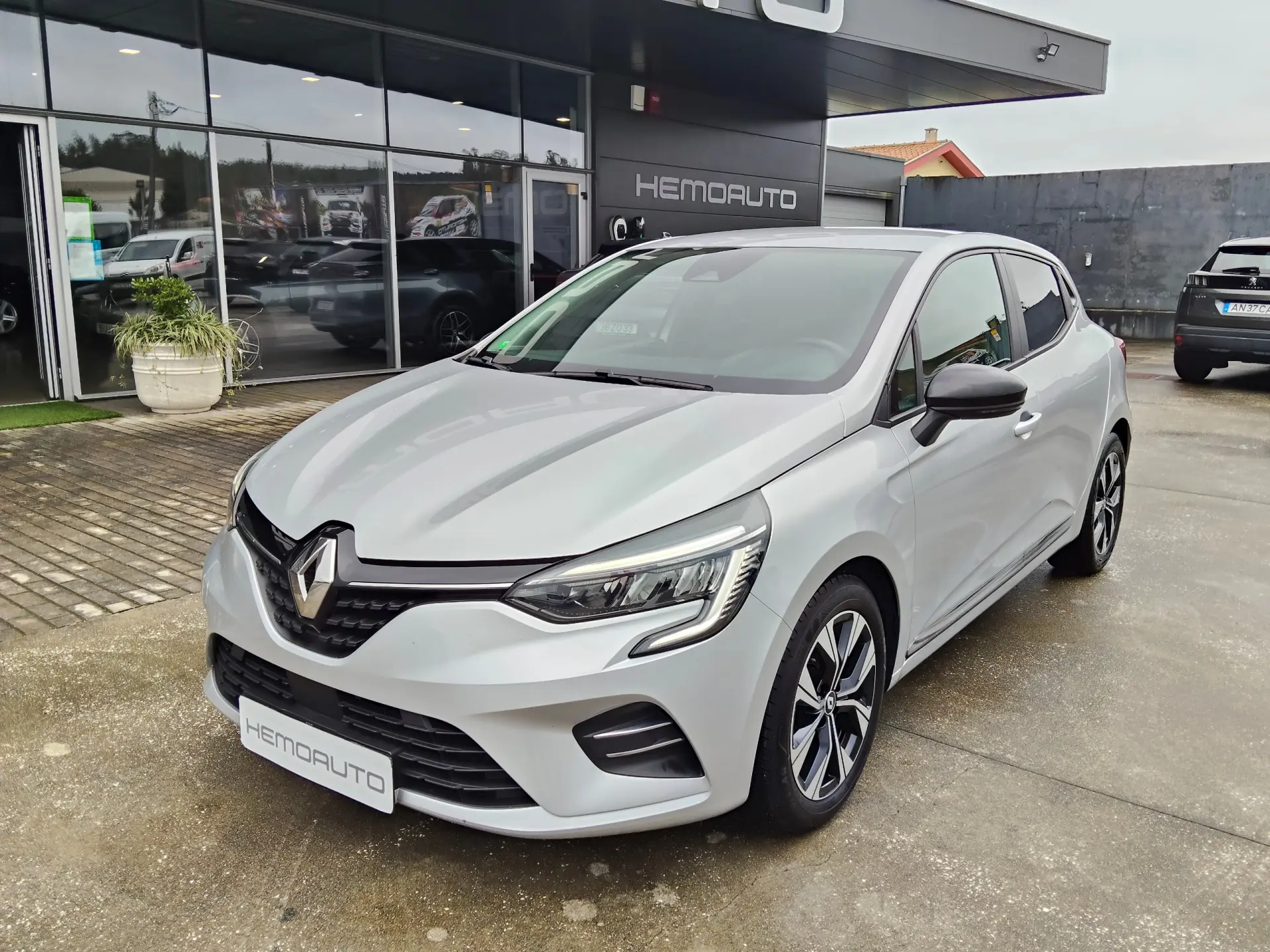 Renault Clio 1.0 TCe Evolution Bi-Fuel 11