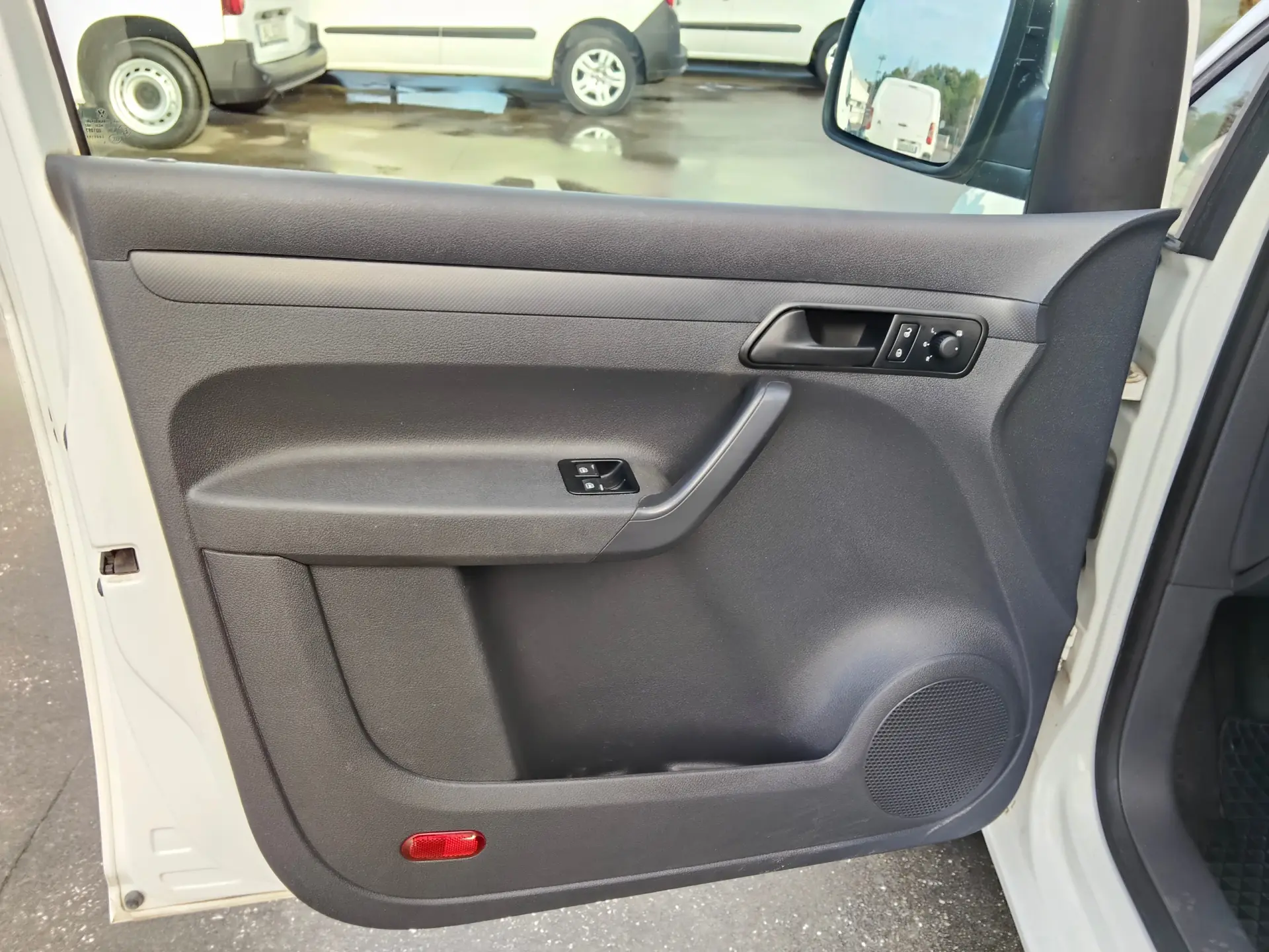 Volkswagen Caddy 1.6 TDI BlueMotion 14