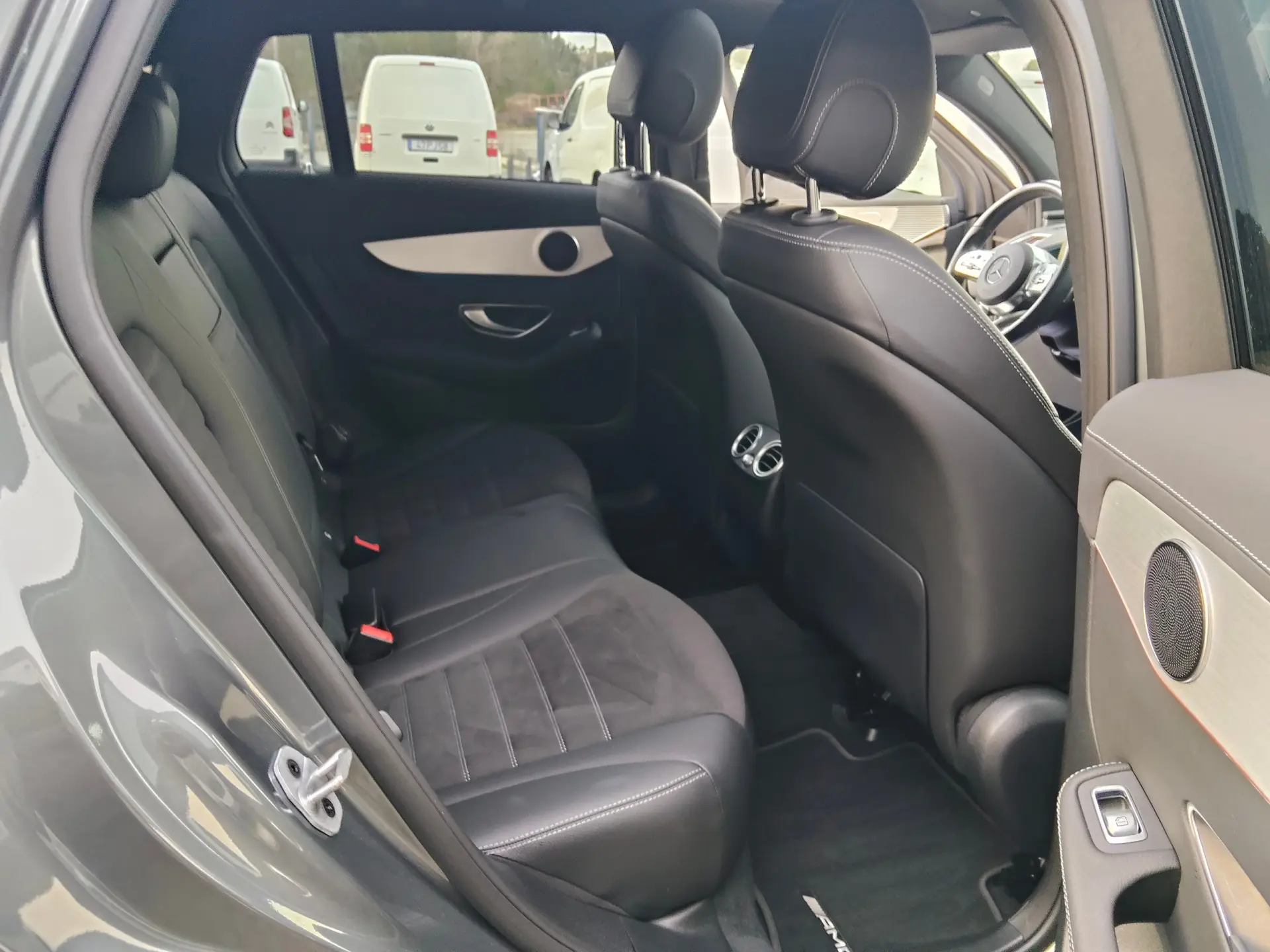 Mercedes-Benz EQC 400 4Matic AMG Line 31