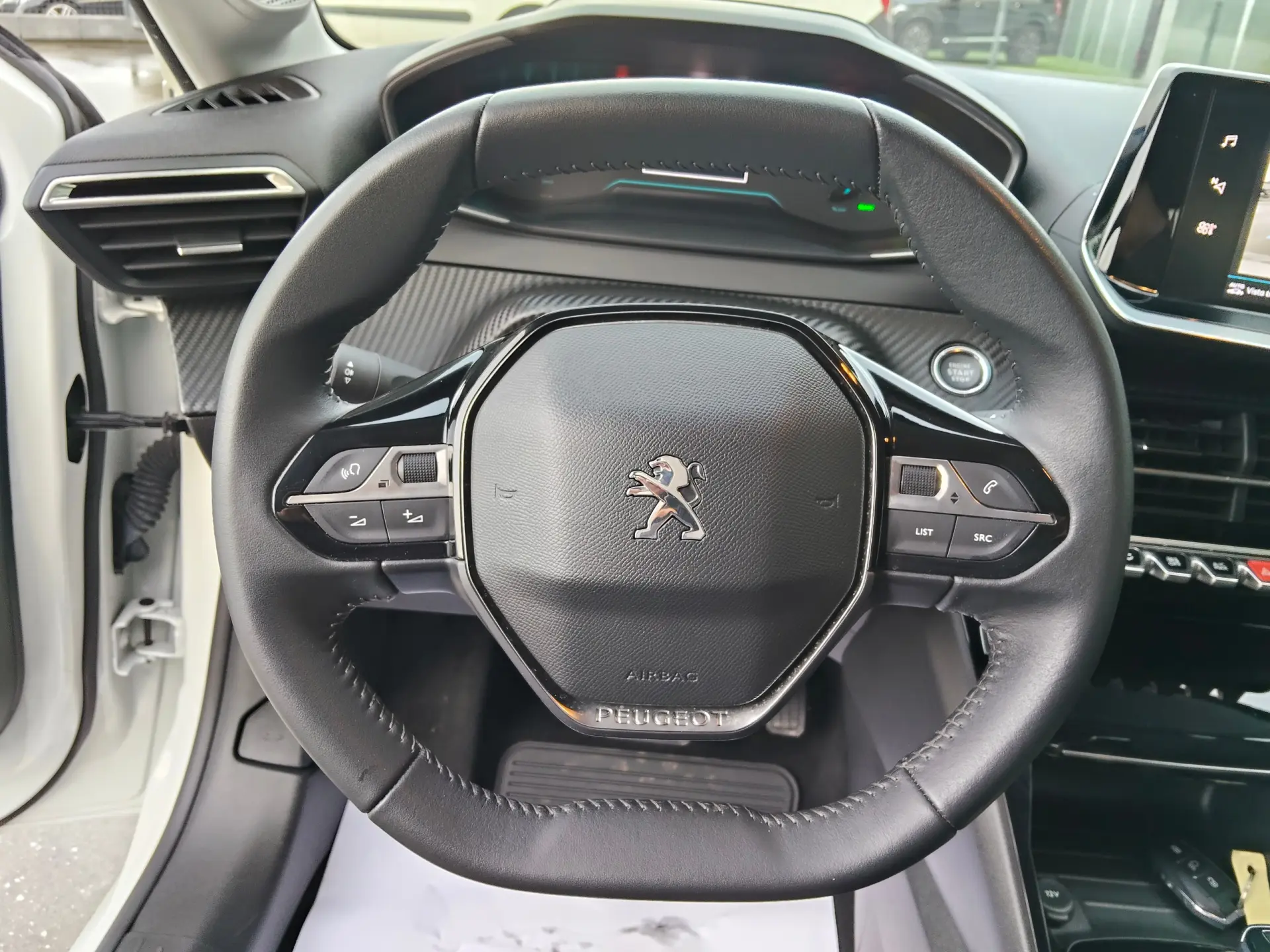 Peugeot e-208 50 kWh Allure Pack 26