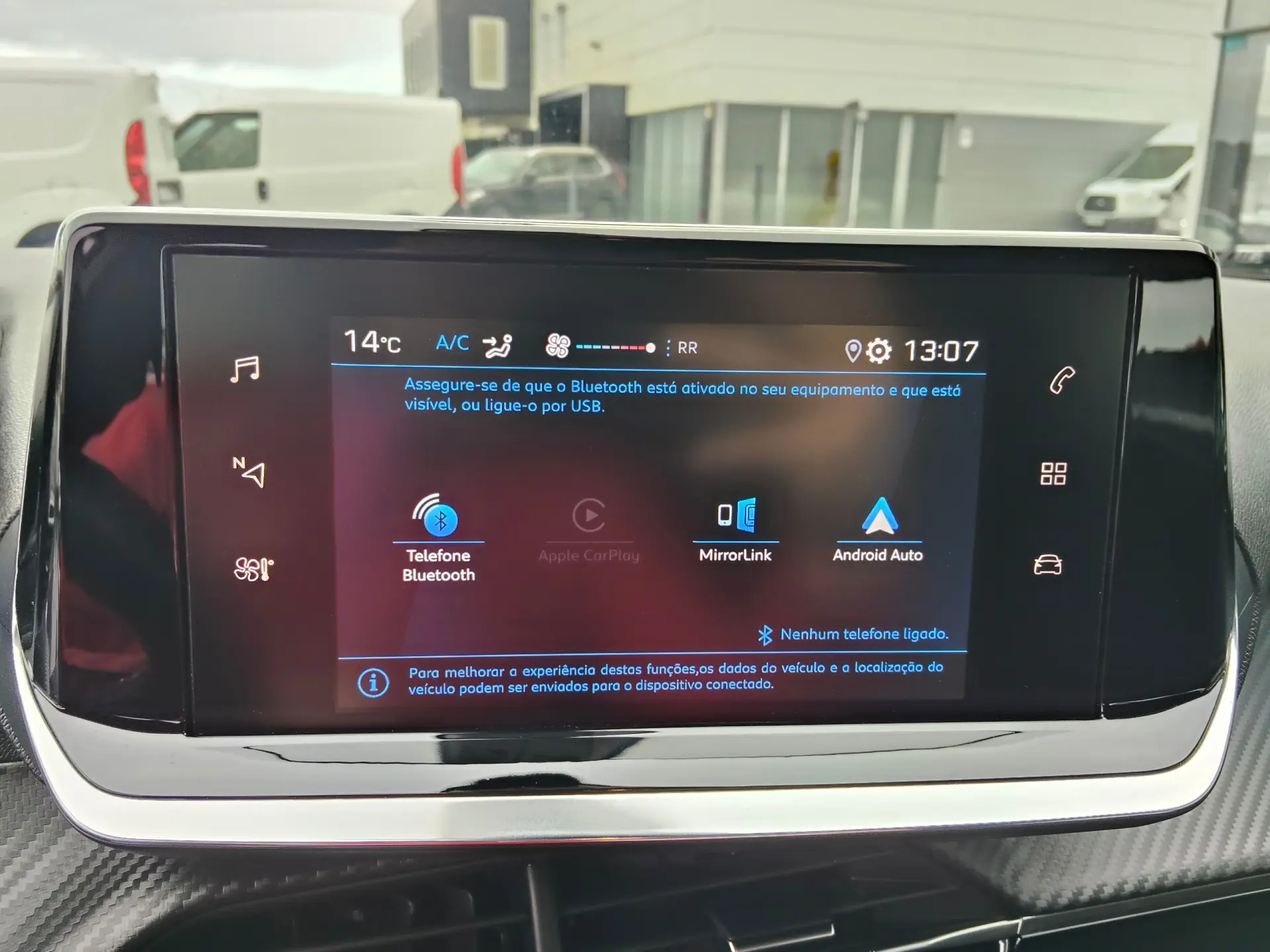 Peugeot 2008 1.2 PureTech Style 28