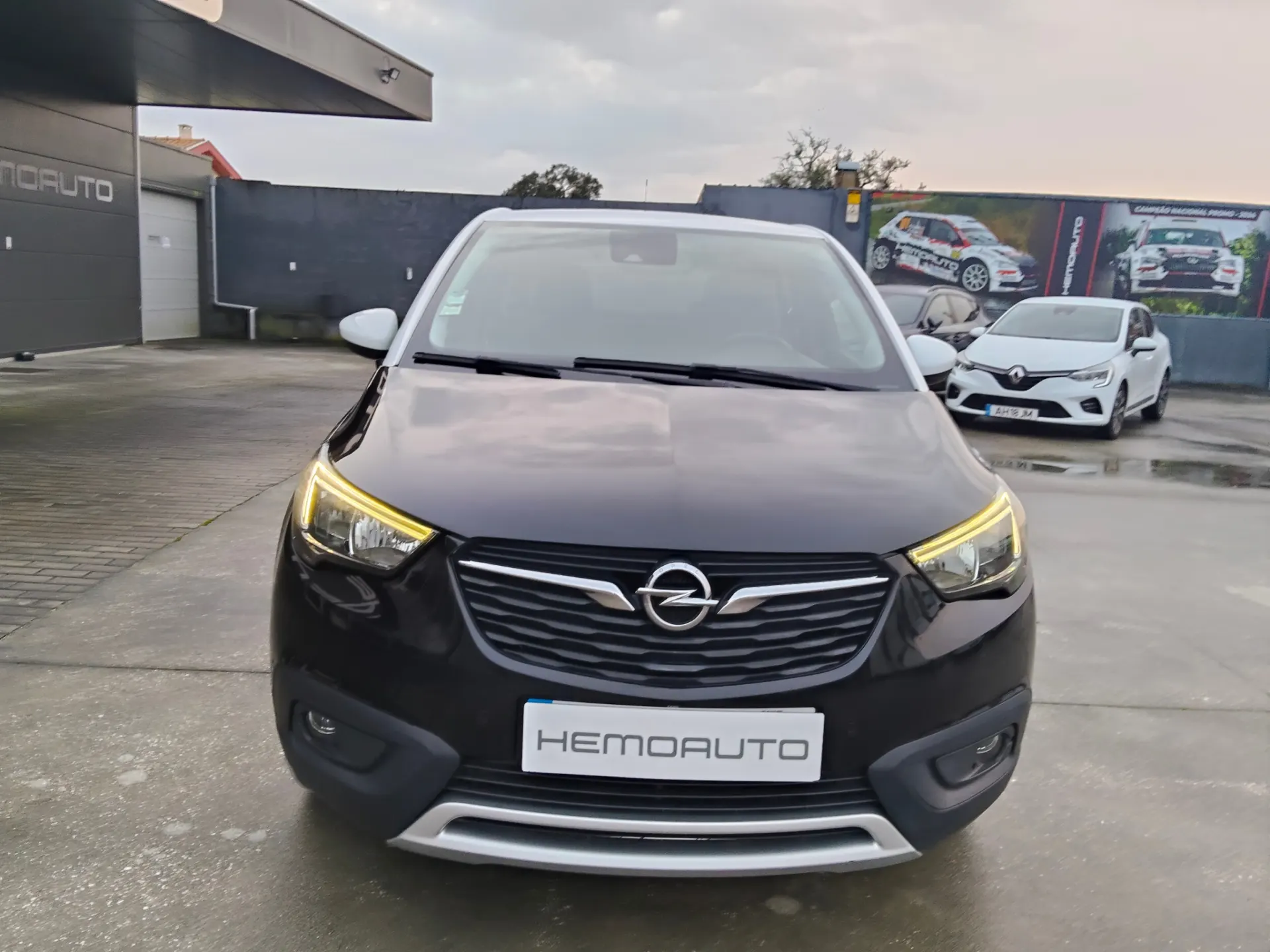 Opel Crossland 1.2 T Business Edition 4