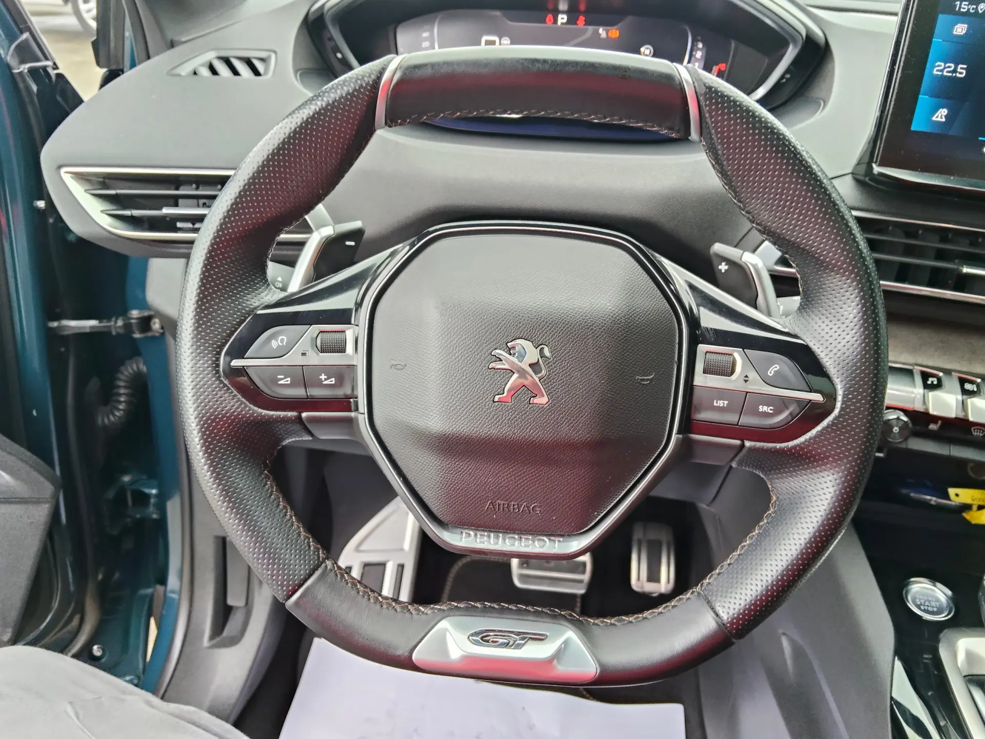 Peugeot 3008 1.5 BlueHDi GT Line J19 EAT8 34