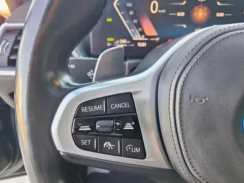 BMW 330 e Pack Desportivo M Pro Auto 38