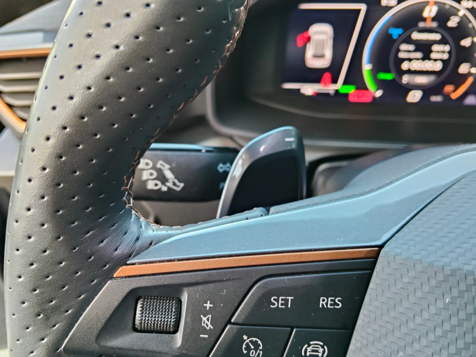 Cupra Formentor 1.4 e-Hybrid Sport DSG 39