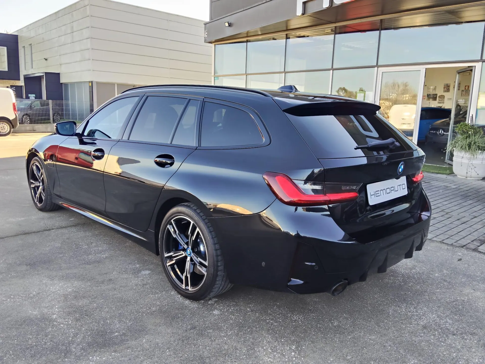 BMW 330 e Pack Desportivo M Pro Auto 19