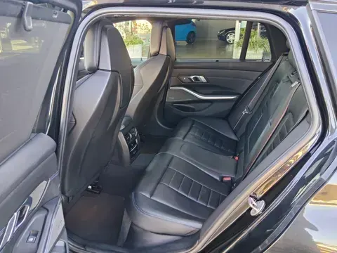 BMW 330 e Pack Desportivo M Pro Auto 30