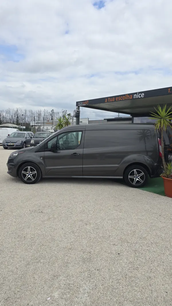 Ford Transit Connect 6
