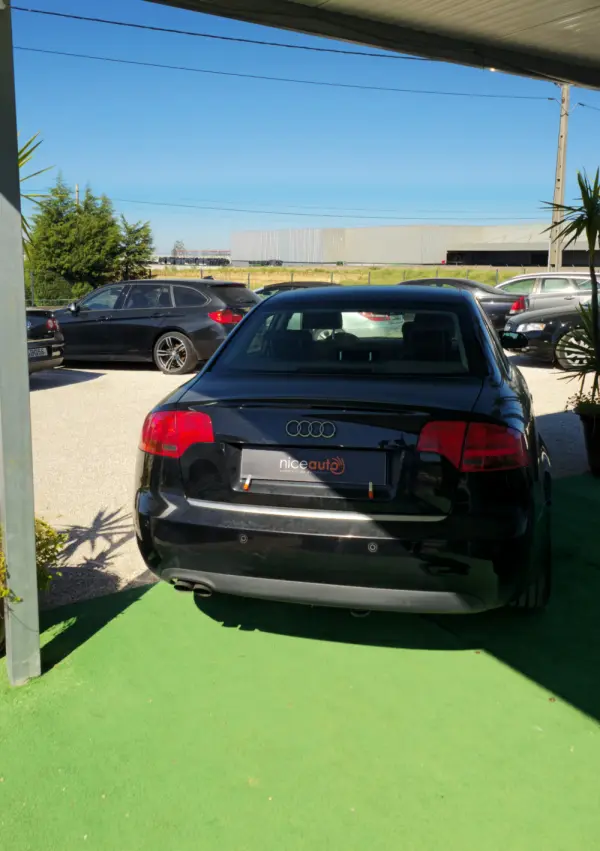 Audi A4 1.9 TDI Advance 5