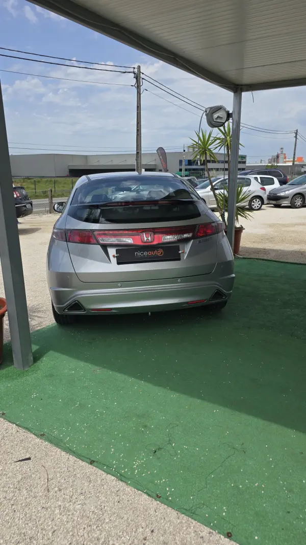 Honda Civic 1.4 i-VTEC Comfort Navi 4