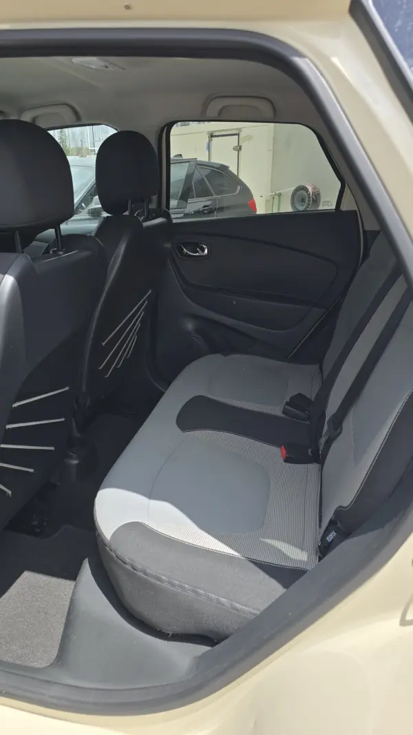 Renault Captur 11