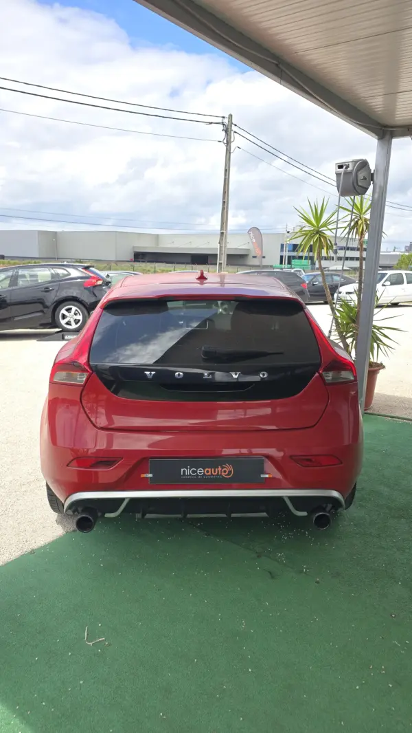 Volvo V40 5