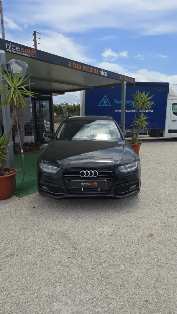 Audi A4 Avant 2.0 TDI DPF multitronic S line Sport Pack 2