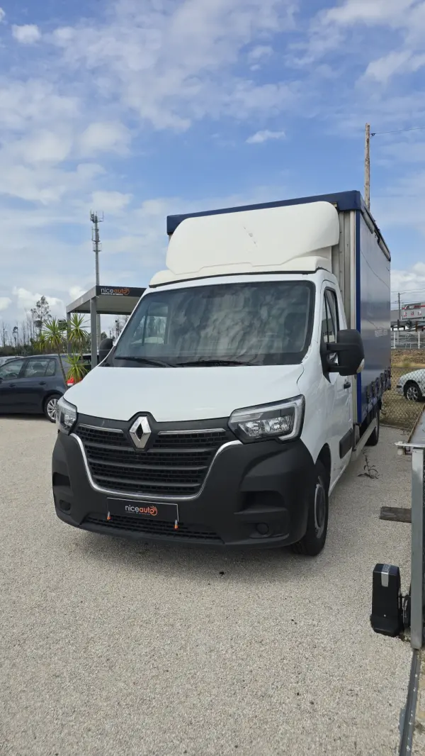 Renault Master 2.3 dCi L1H2 3.5T 4