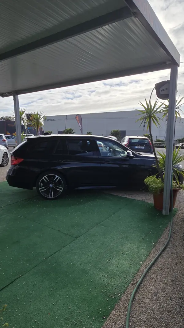 BMW 320 d Auto Line Sport 4