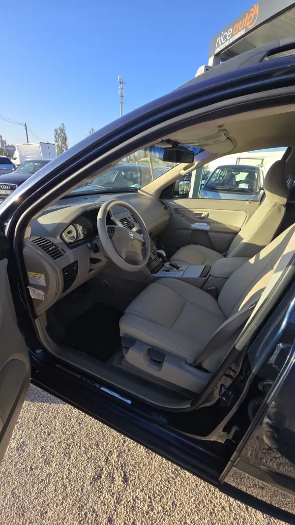 Volvo XC 90 7