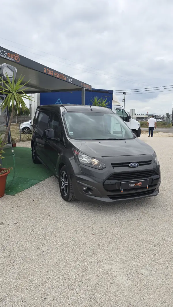 Ford Transit Connect 3