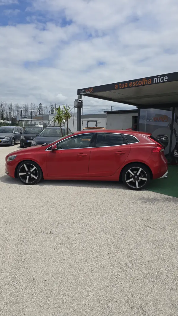 Volvo V40 6