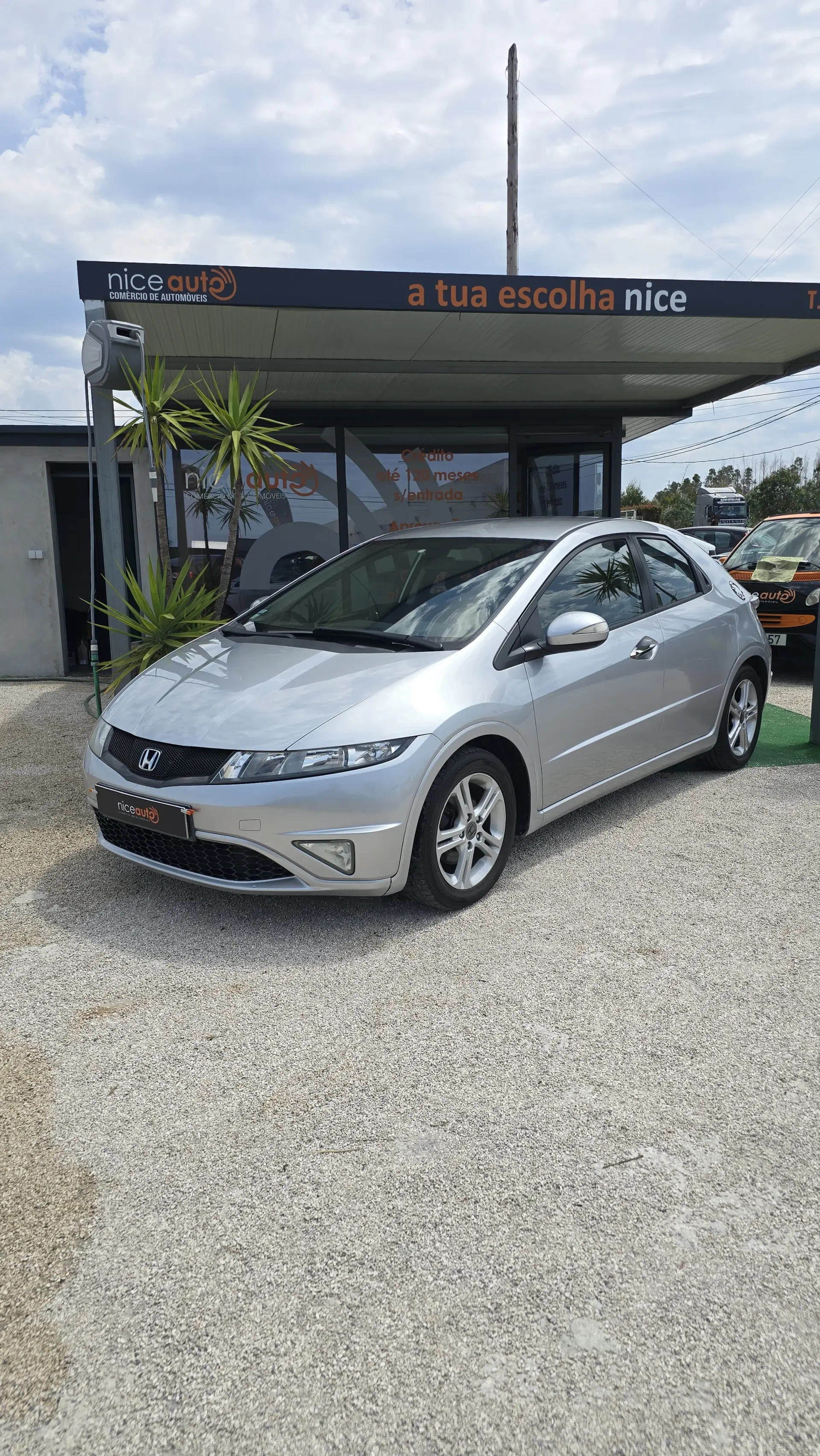 Honda Civic 1.4 i-VTEC Comfort Navi 1