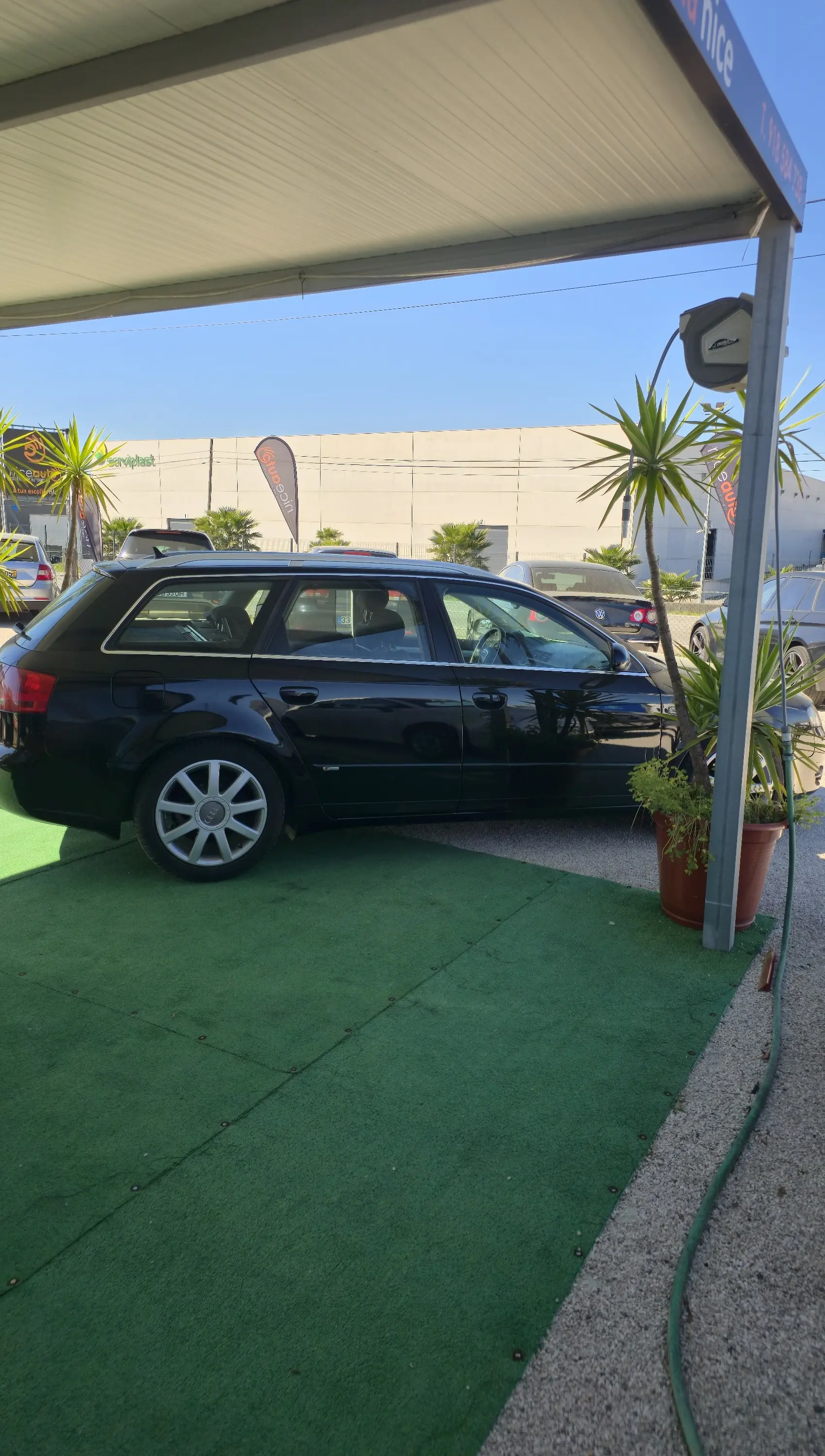 Audi A4 Avant 2.0 TDI m6 S-Line 4