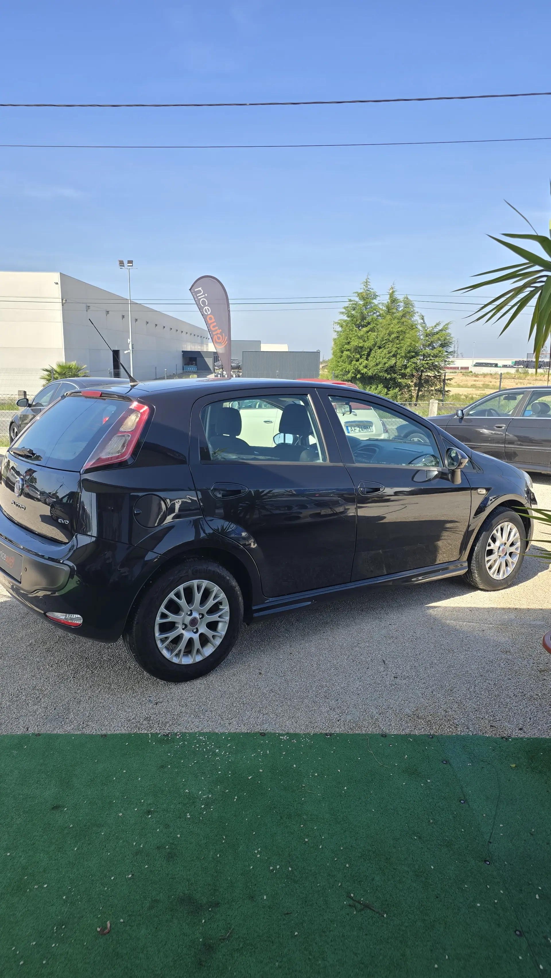 Fiat Punto Evo 1.3 M-Jet Dynamic Style 4