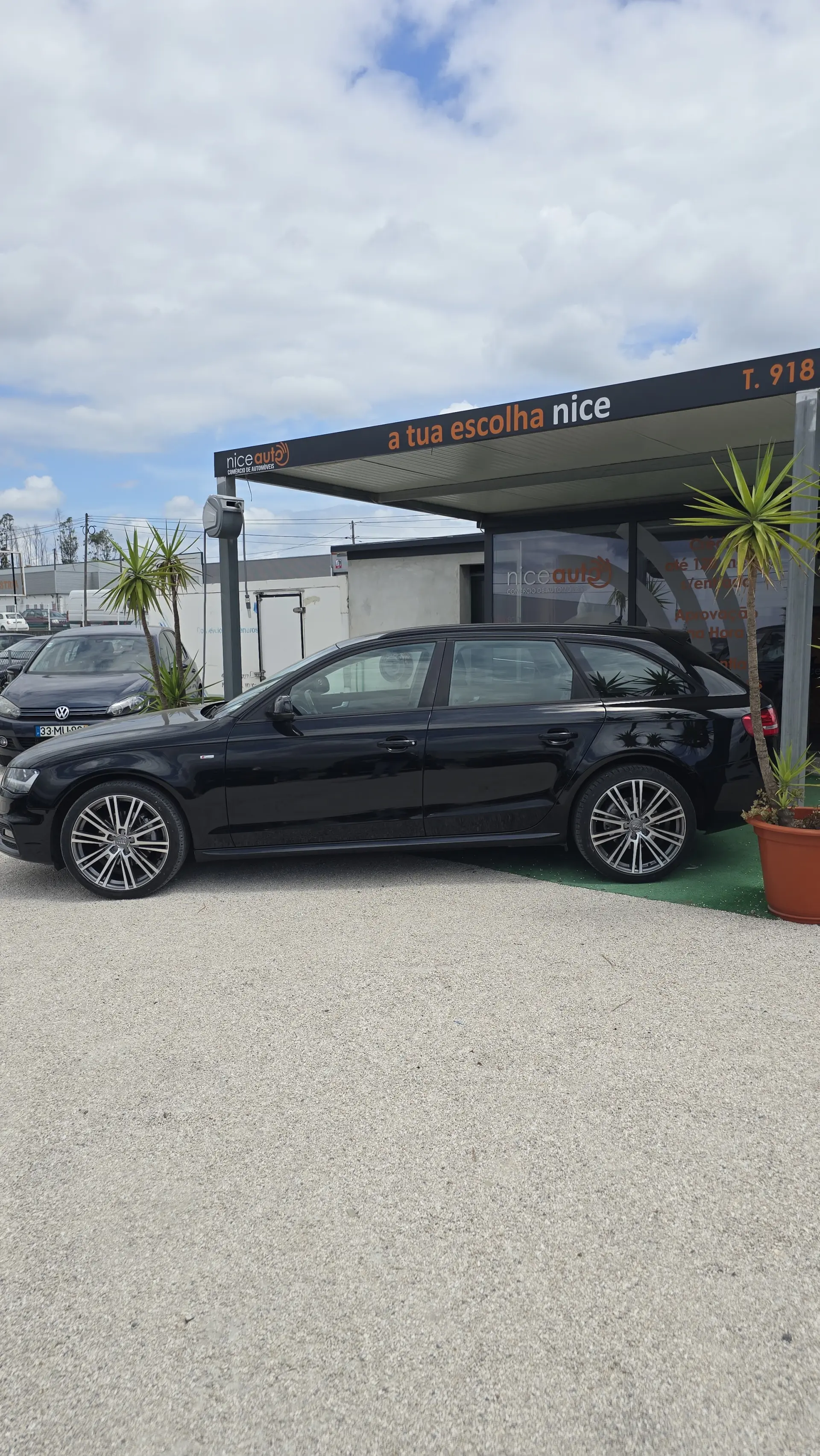 Audi A4 Avant 2.0 TDI DPF multitronic S line Sport Pack 6