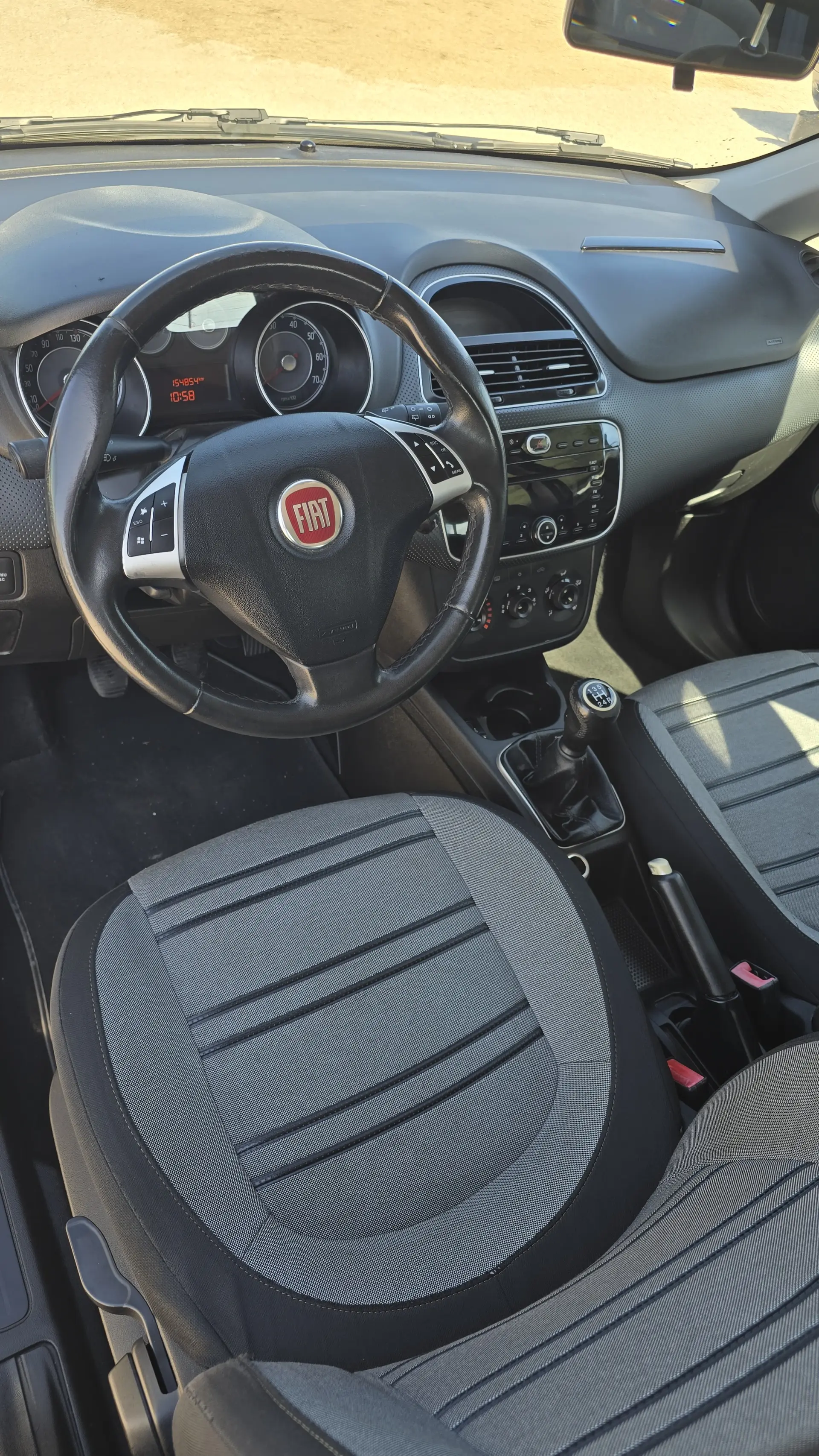 Fiat Punto Evo 1.3 M-Jet Dynamic Style 9