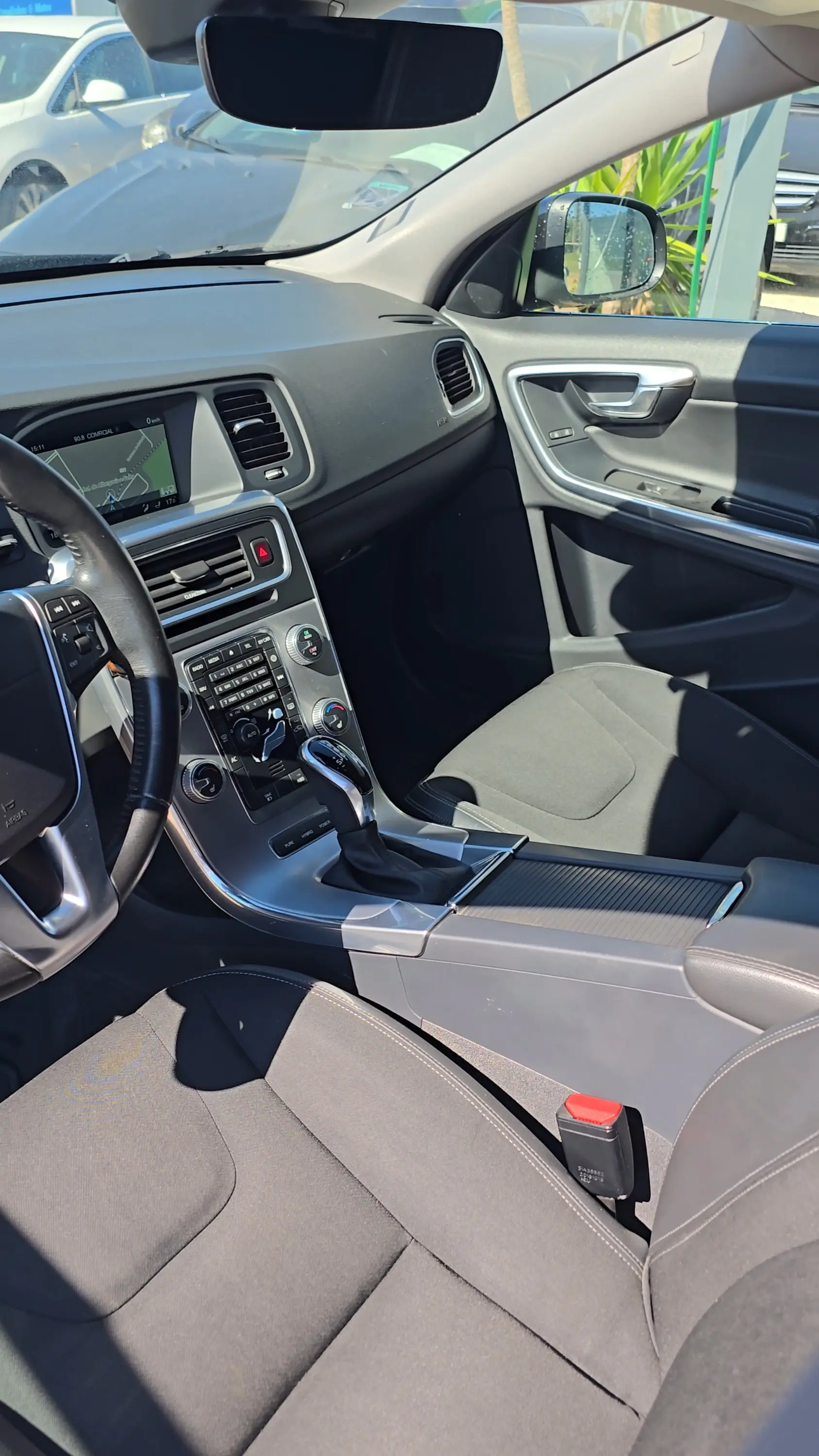 Volvo V60 8
