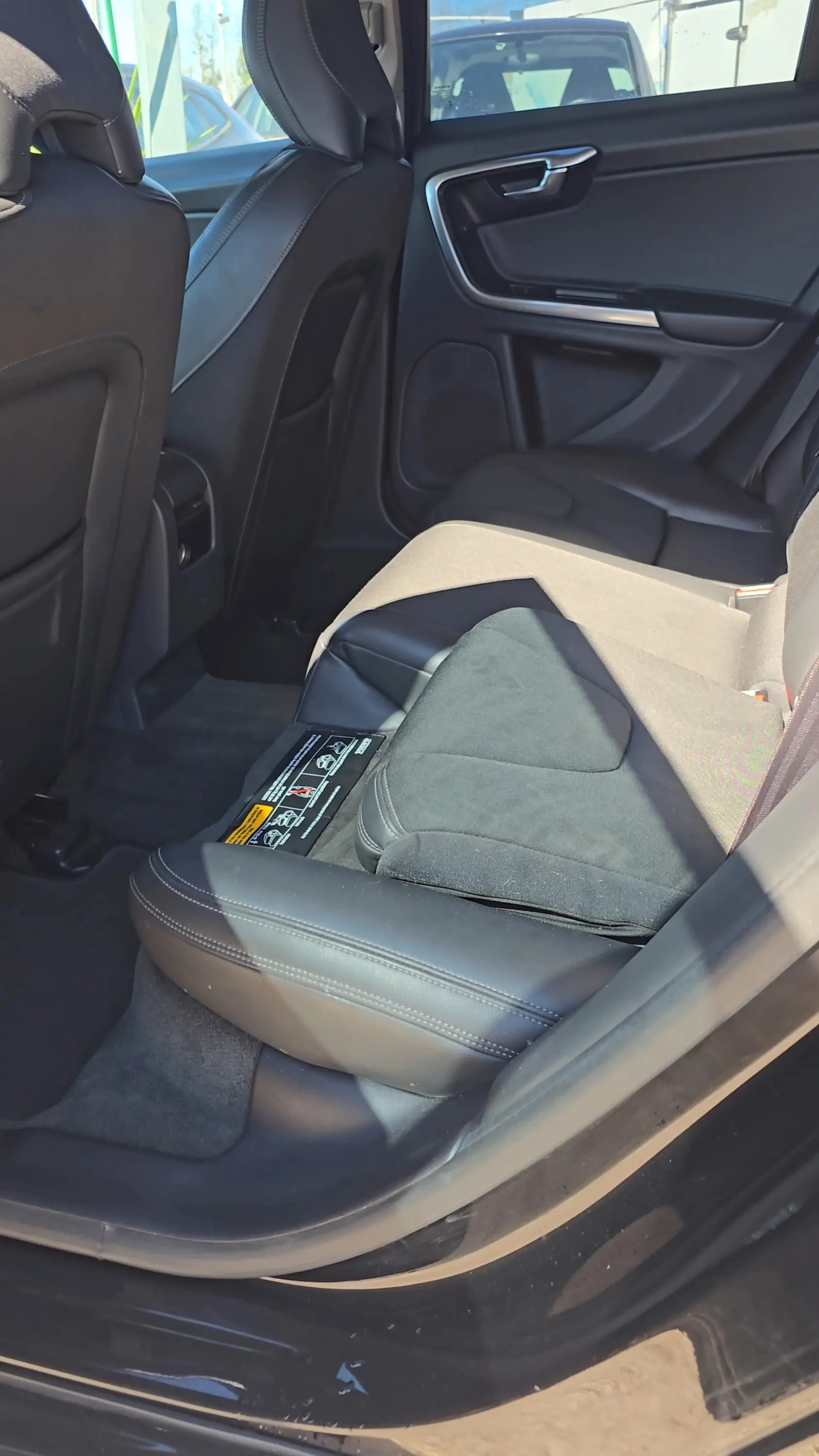 Volvo V60 9