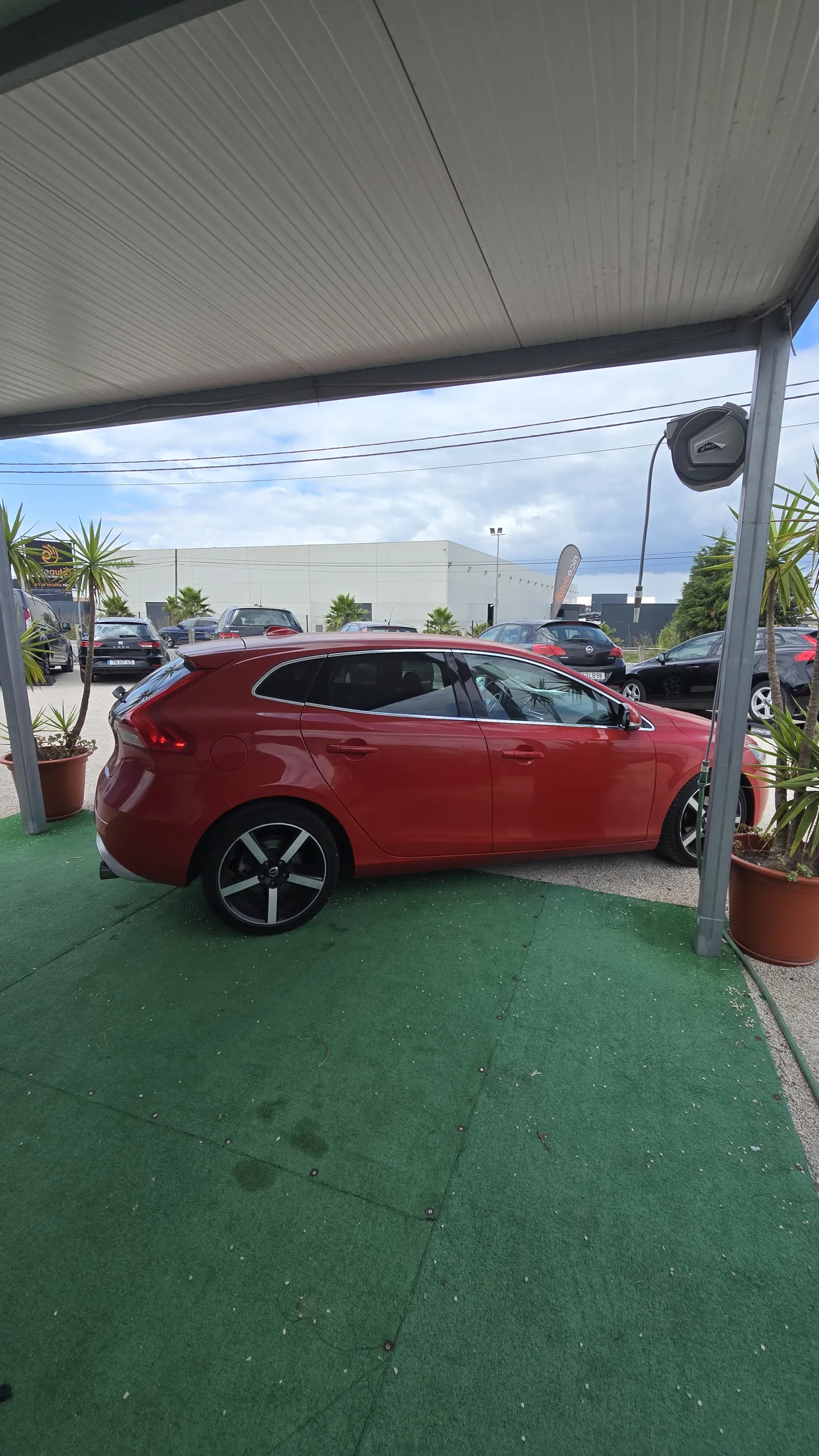 Volvo V40 4