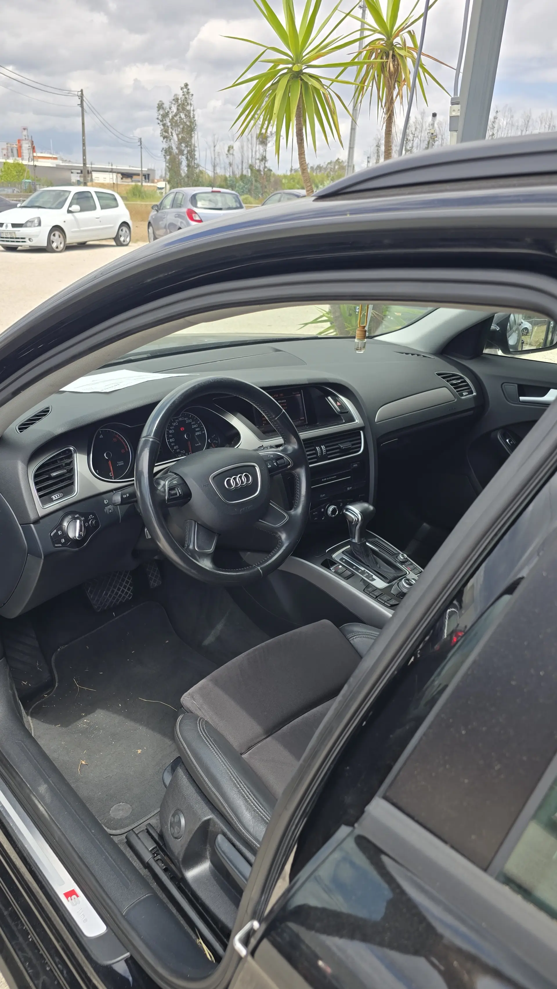Audi A4 Avant 2.0 TDI DPF multitronic S line Sport Pack 7