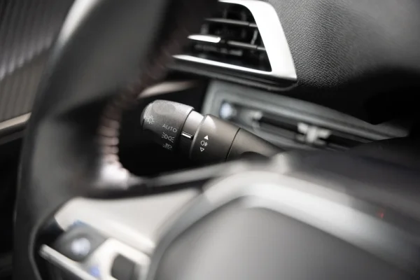 Peugeot 3008 1.2 PureTech Active 11