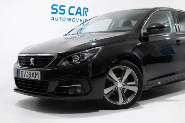 Peugeot 308 1.2 PureTech Allure EAT8 4