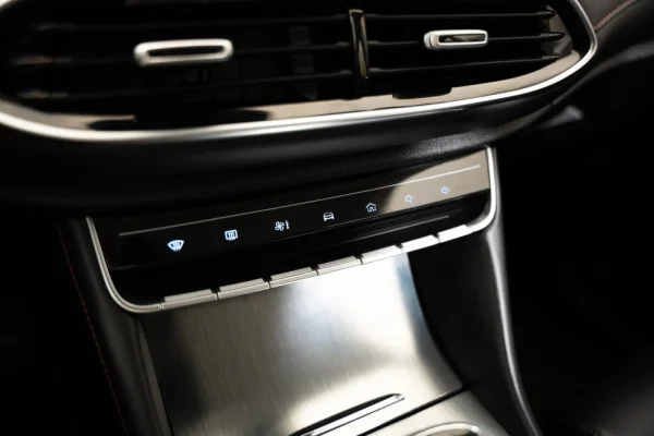 MG EHS 1.5 T-GDI Plug-in Hybrid Luxury 15