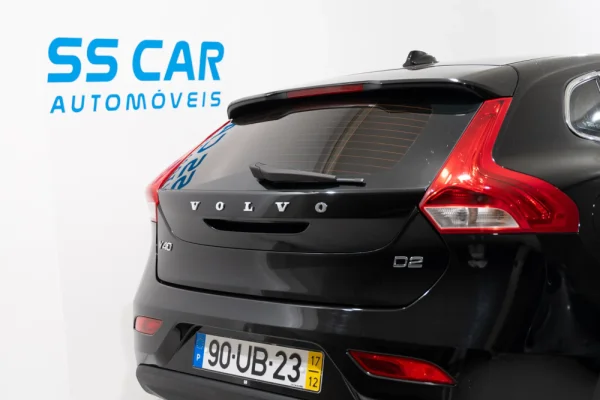 Volvo V40 2.0 D2 Momentum 7