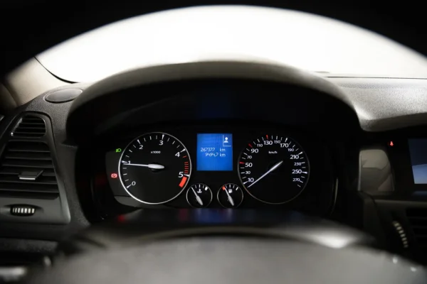 Renault Laguna 1.5 dCi Dynamique S 23