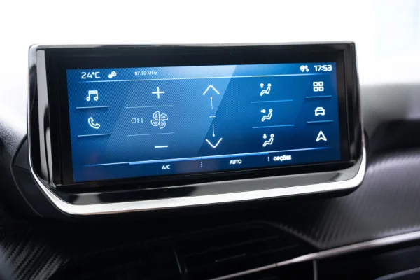 Peugeot 2008 1.2 PureTech Style 13