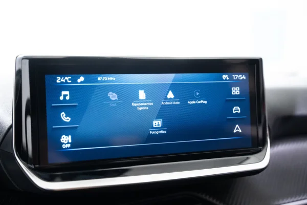 Peugeot 2008 1.2 PureTech Style 15