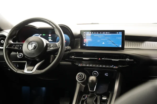 Alfa Romeo Tonale 1.5 Hybrid Sprint 8