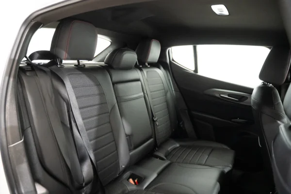Alfa Romeo Tonale 1.5 Hybrid Sprint 23