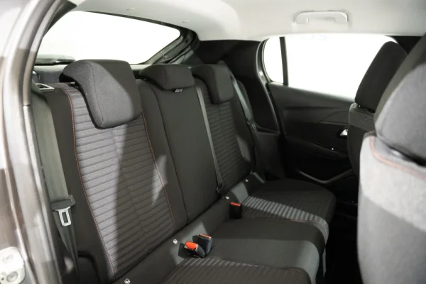 Peugeot 208 1.2 PureTech Active 22