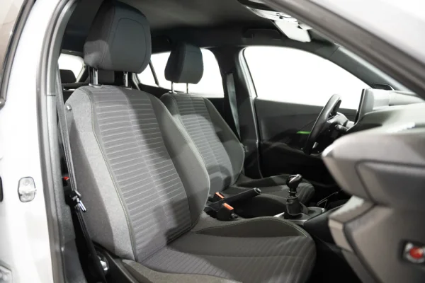 Peugeot 2008 1.2 PureTech Active 21