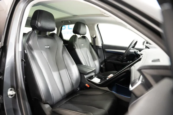 MG Marvel R 70 kWh Luxury 23