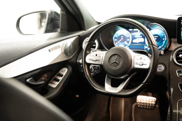Mercedes-Benz C 300 de AMG Line 10