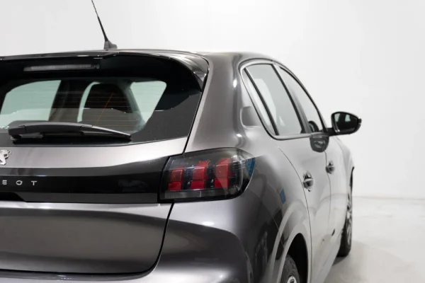 Peugeot 208 1.2 PureTech Allure EAT8 8