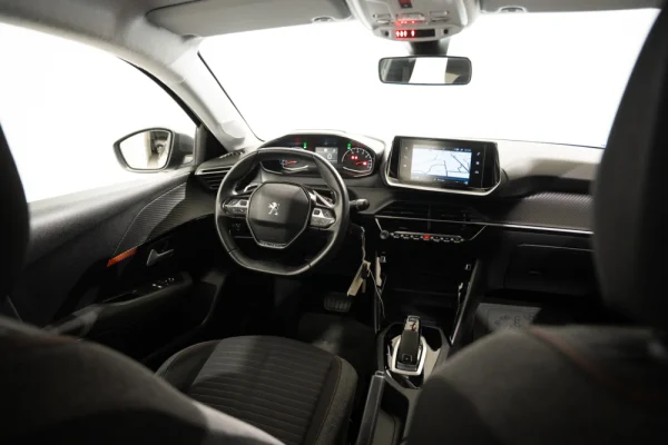 Peugeot 208 1.2 PureTech Allure EAT8 9