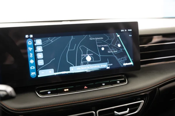 MG HS 1.5 Plug-in Hybrid Luxury 19