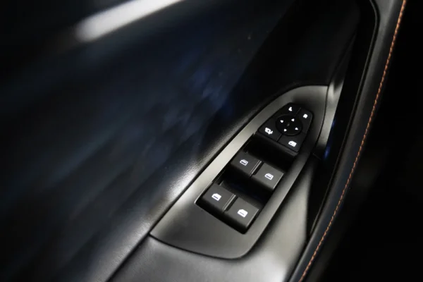 MG HS 1.5 Plug-in Hybrid Luxury 27