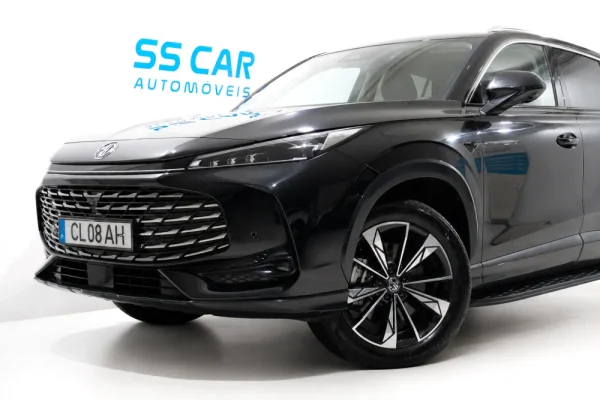MG HS 1.5 Plug-in Hybrid Luxury 2